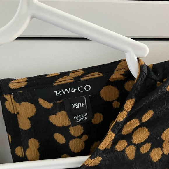 RW&Co. black & gold blouse - size XS - Picture 4 of 7